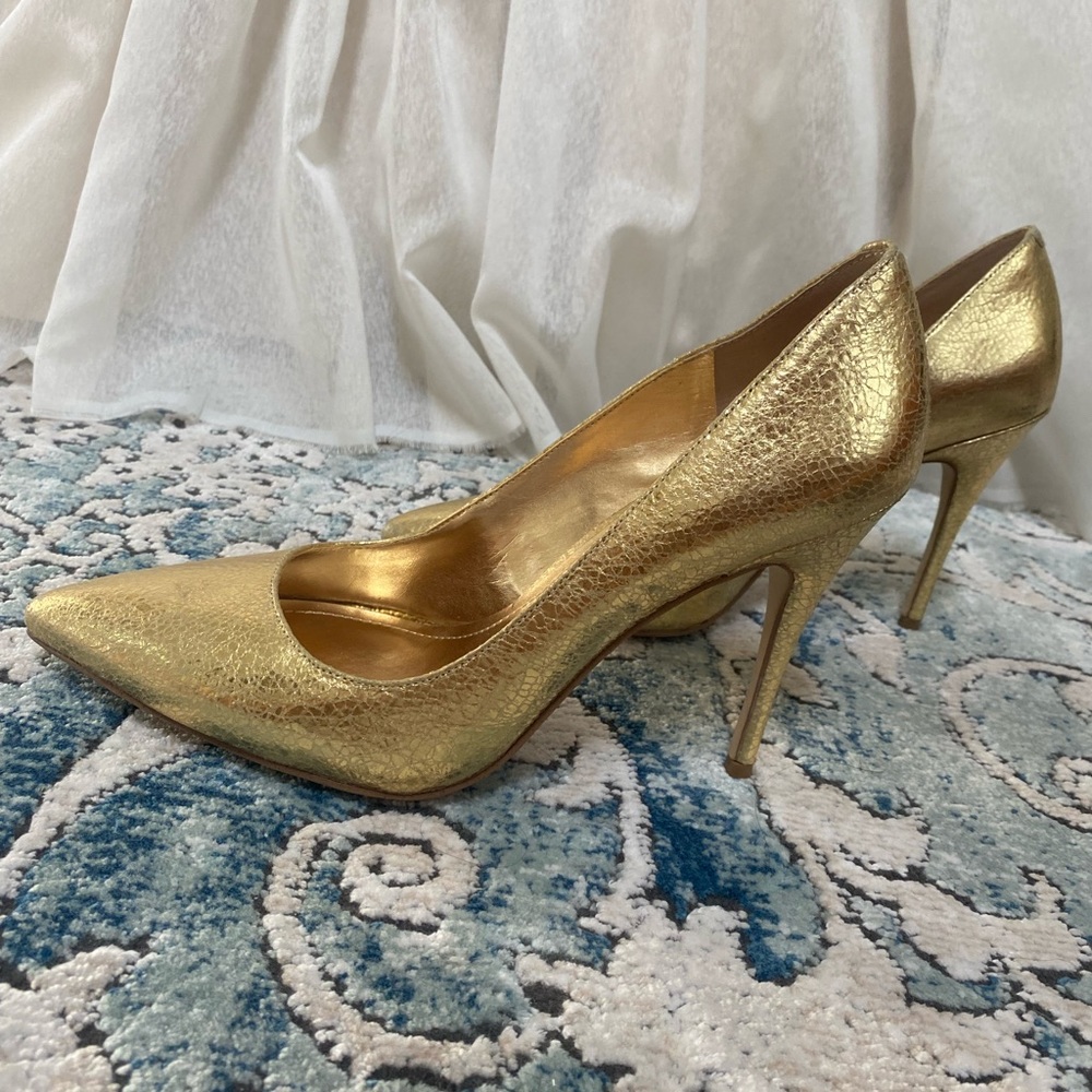 BCBGeneration Gold Heels